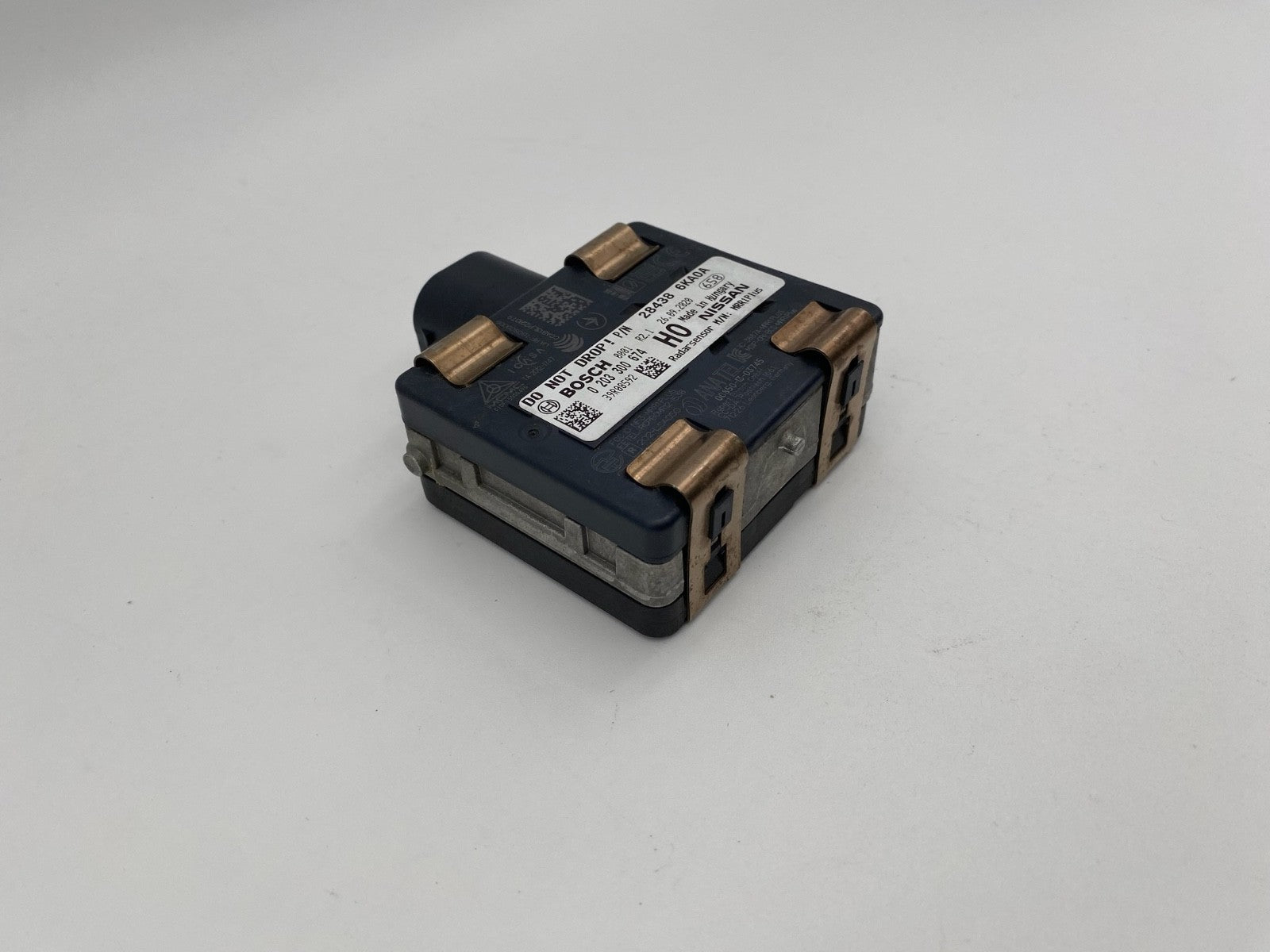 2017-2020 Nissan Pathfinder Cruise Distance Radar Sensor Module OEM 28438-6KA0A