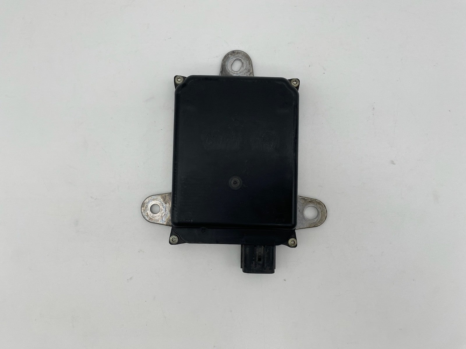 2013-2017 Toyota Avalon Rear Blind Spot Alert Radar Sensor Module 88162-07011