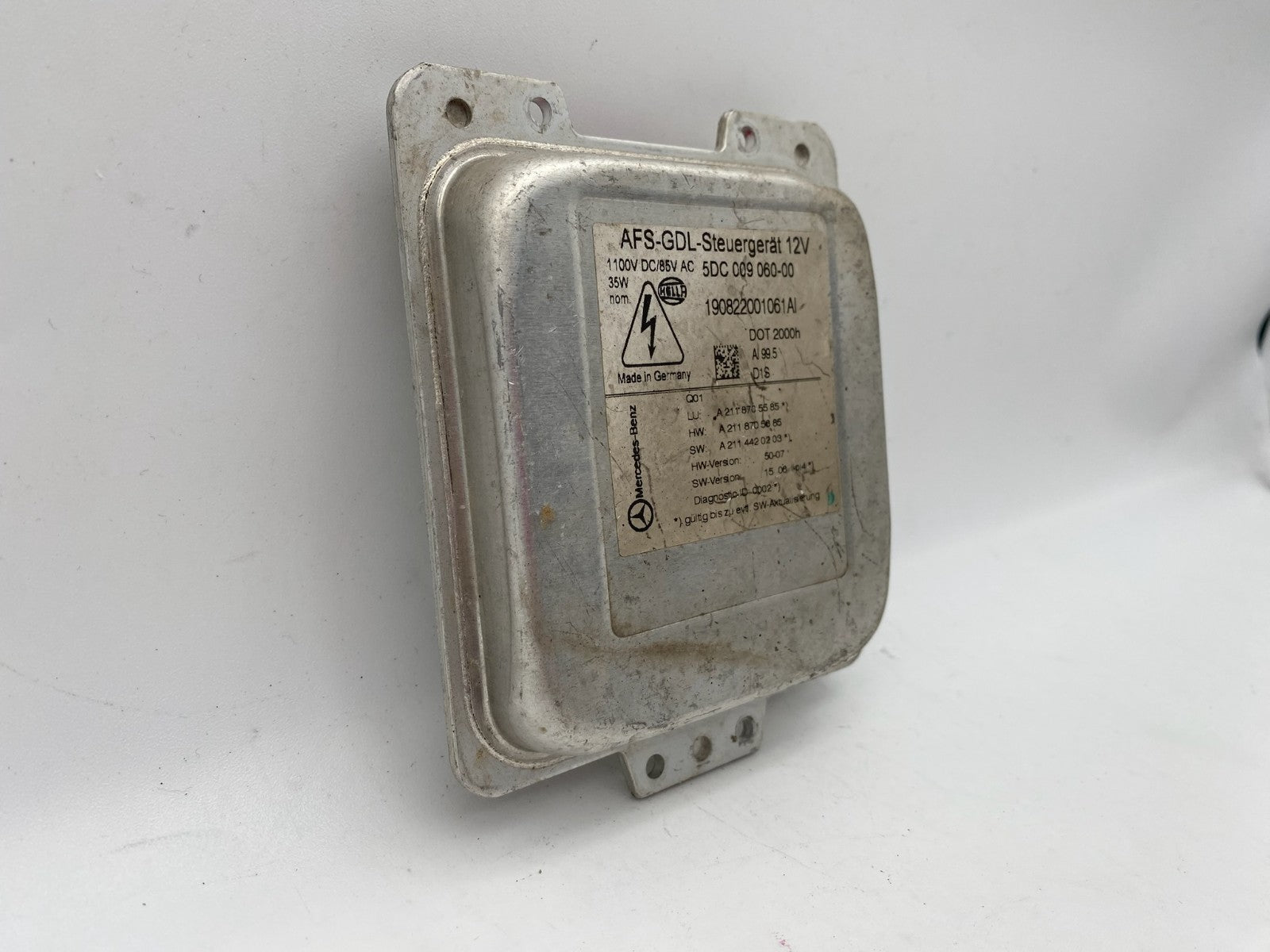 2002-2008 MERCEDES W211 E320 E350 E550 XENON HEADLIGHT BALLAST 5DC 009 060-00