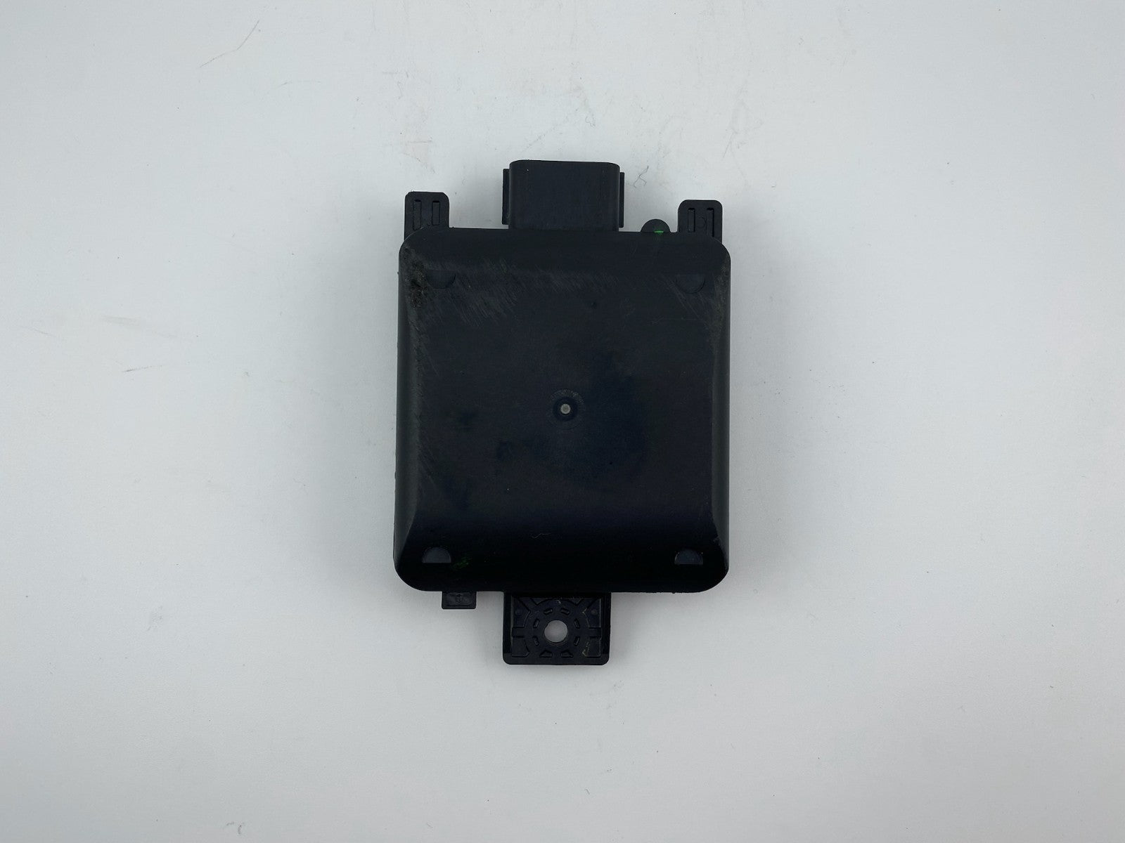 2021-2023 GMC Yukon/Yukon XL Rear LH Side Detection Control Module OEM 84867903