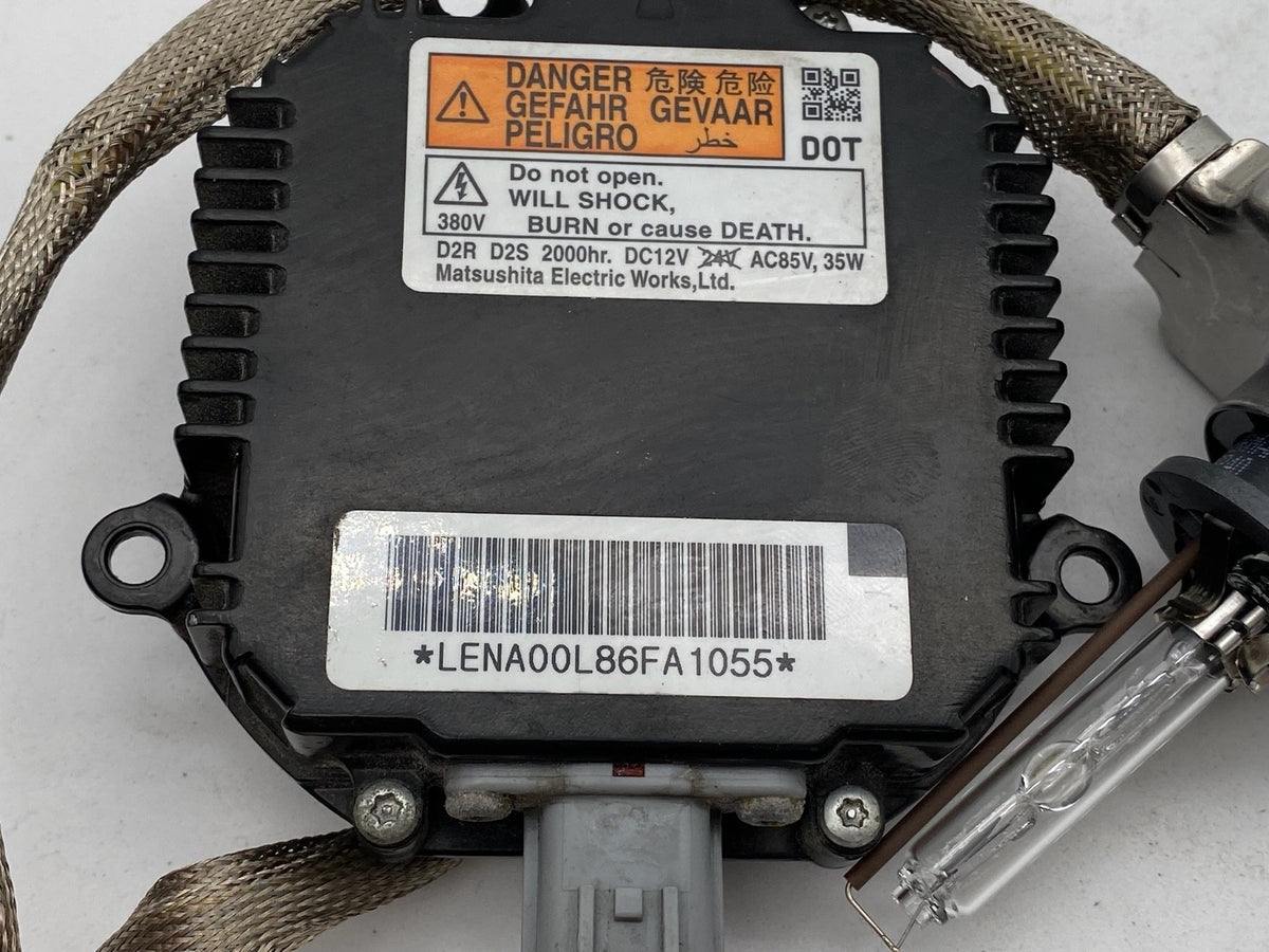 2007-2009 Infiniti G35 HID Xenon Headlight Ballast Control Module w/ Bulb OEM