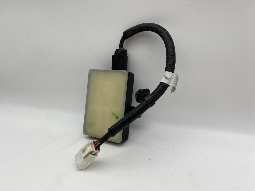 2020-2023 HYUNDAI SONATA BLIND SPOT RADAR SENSOR RH PASSENGER OEM L1991-51030
