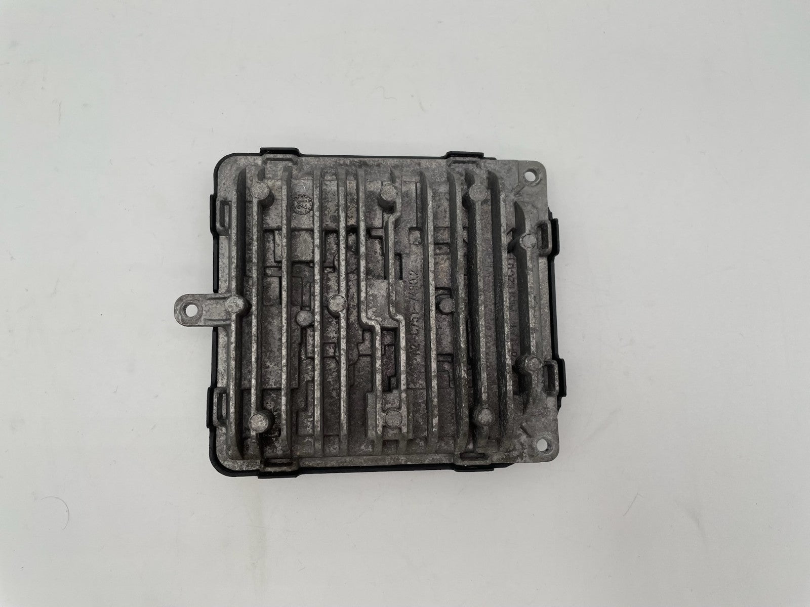 2021-2025 VOLVO XC60 FRONT RIGHT SIDE HEADLIGHT BALLAST MODULE UNIT OEM 32365274