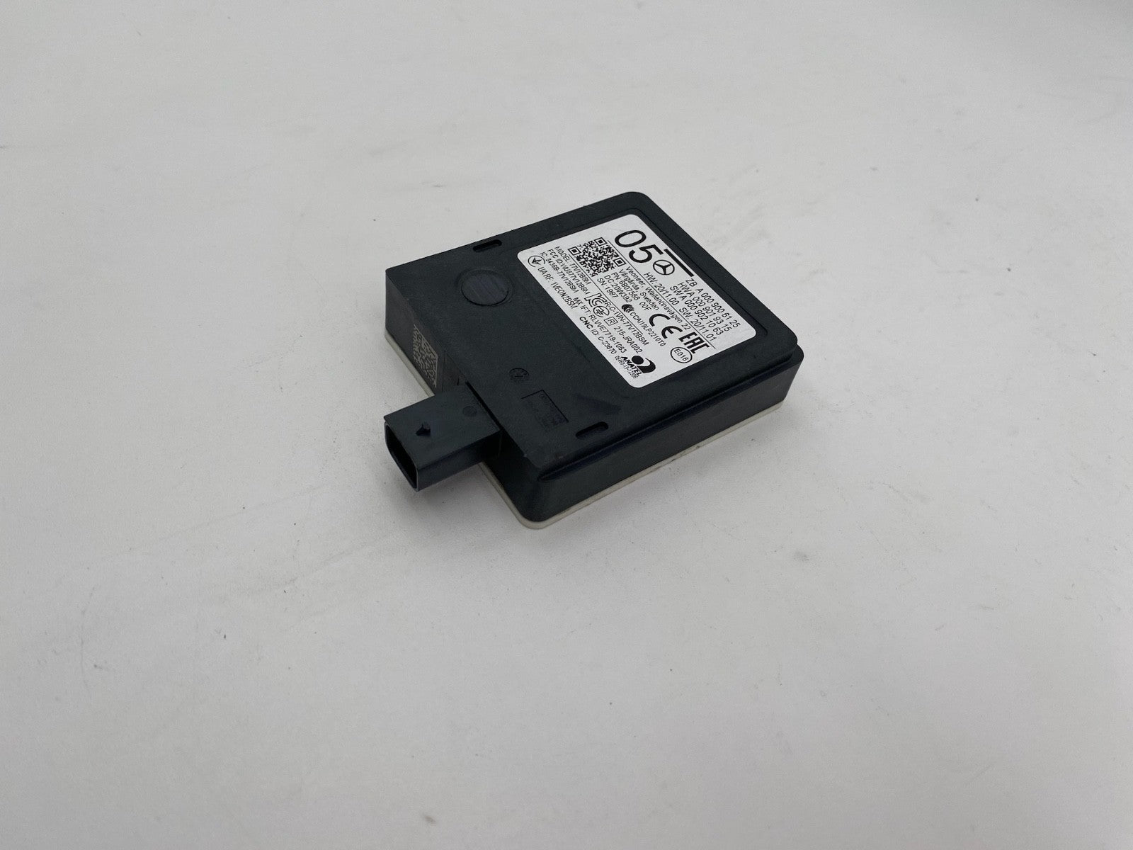 2021 2022 2023 Mercedes Benz W213 Rear Blind Spot Monitor Sensor A 000 900 61 25