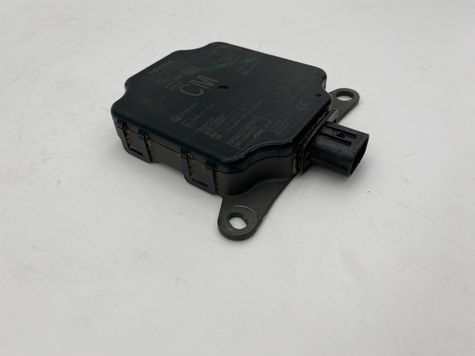 2018 2019 2020 Toyota Camry Rear Blind Spot Monitor Radar Sensor OEM 88162-33030