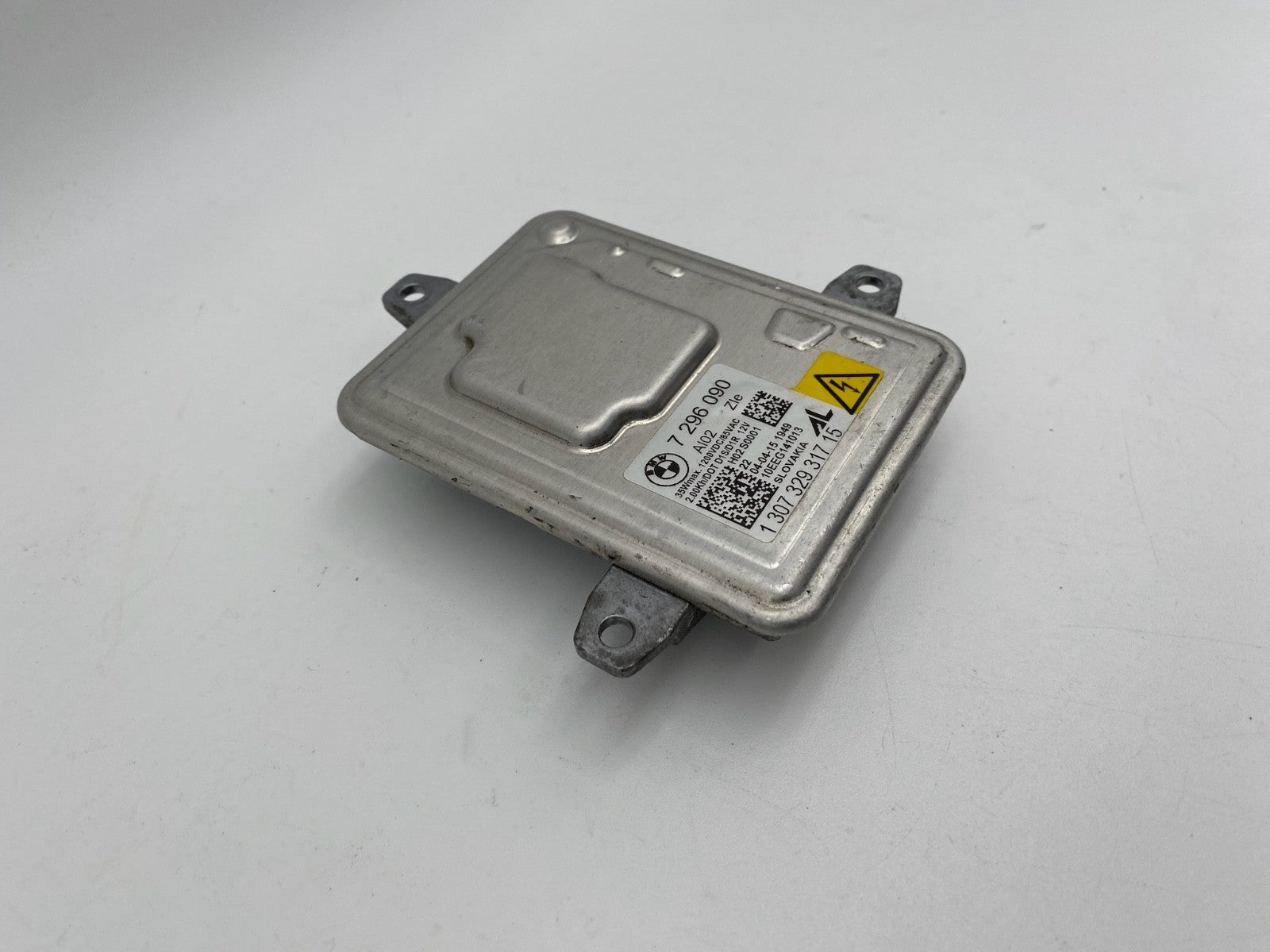 2012-2015 BMW 328i Xenon Headlight Ballast HID Module Control Unit OEM 7 296 090