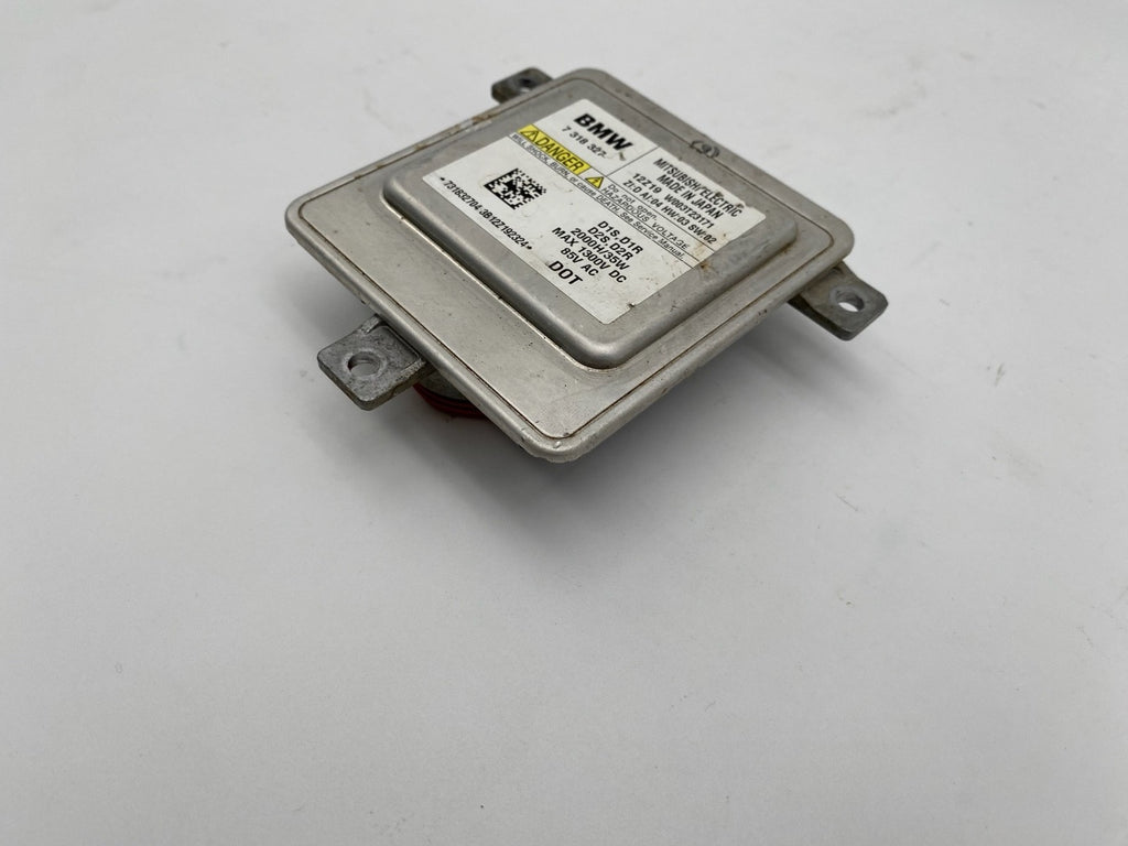 2010-2017 BMW F07 F10 5 Series Xenon Ballast D1S Bulb Control Module 7 318 327