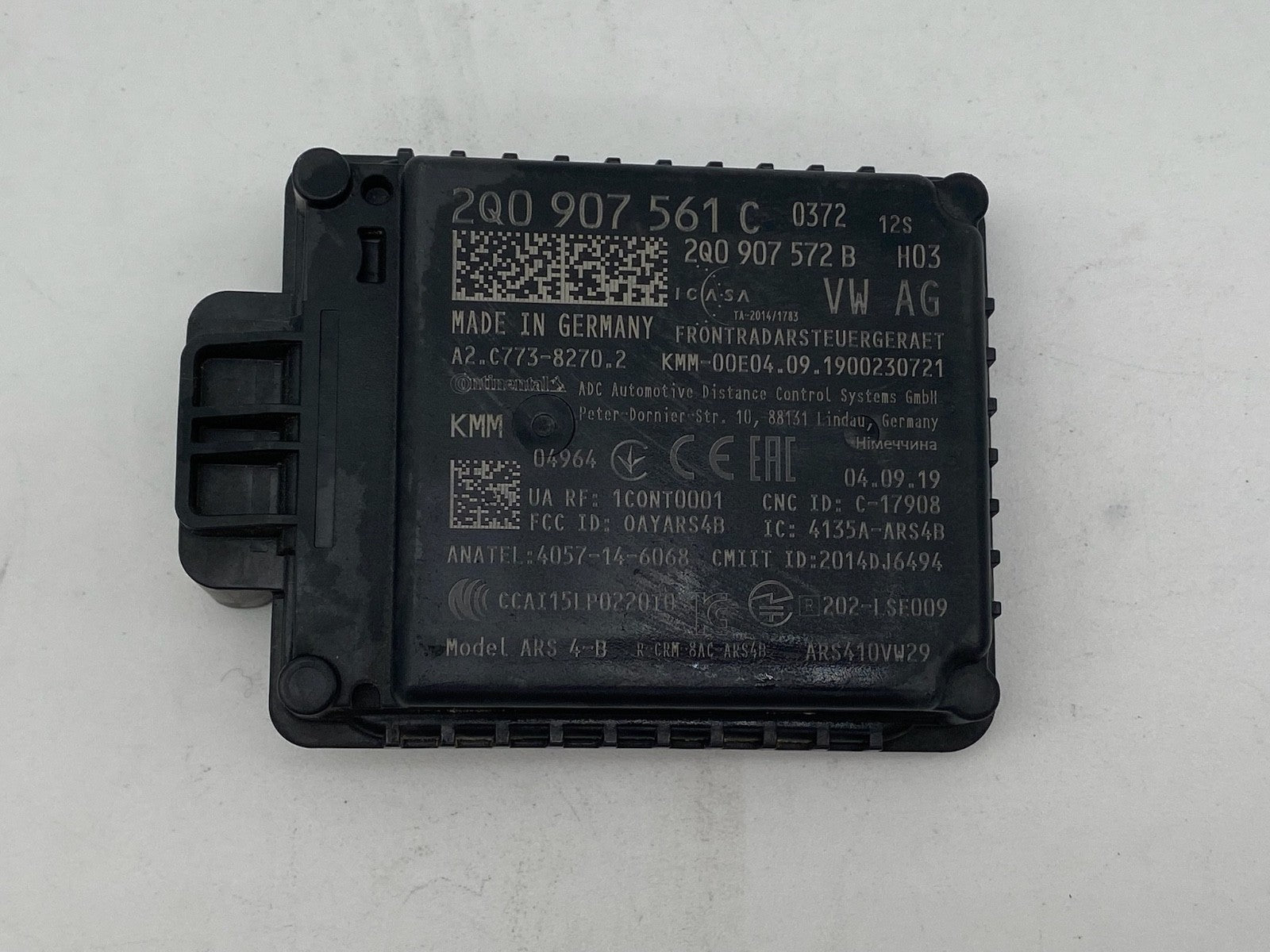 2018-2022 VOLKSWAGEN TIGUAN ATLAS FRONT DISTANCE RADAR SENSOR OEM 2Q0 907 561 C