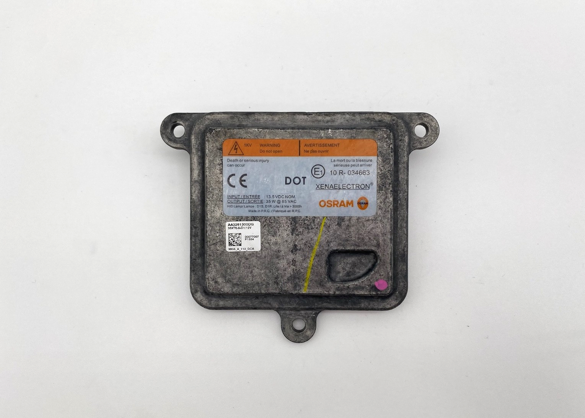 2015 2016 2017 2018 Ford Focus HID Xenon Headlight Ballast Module OEM 10R-034663