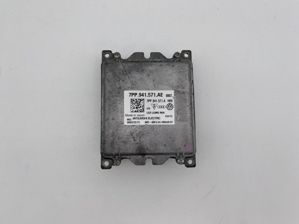 2016-2021 Volkswagen Passat LED Headlight Ballast Control Module 7PP 941 571 AE