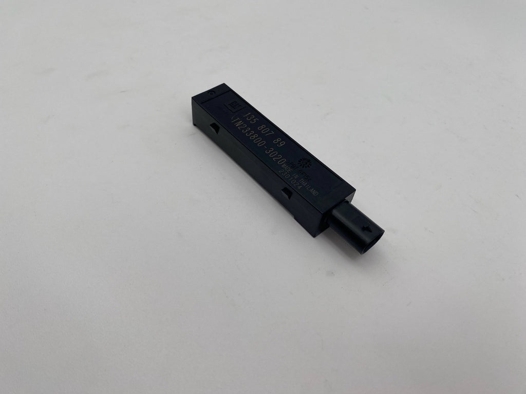 2016 2017 2018 2019 Chevrolet Cruze Keyless Entry Antenna 13580789 OEM TN233800