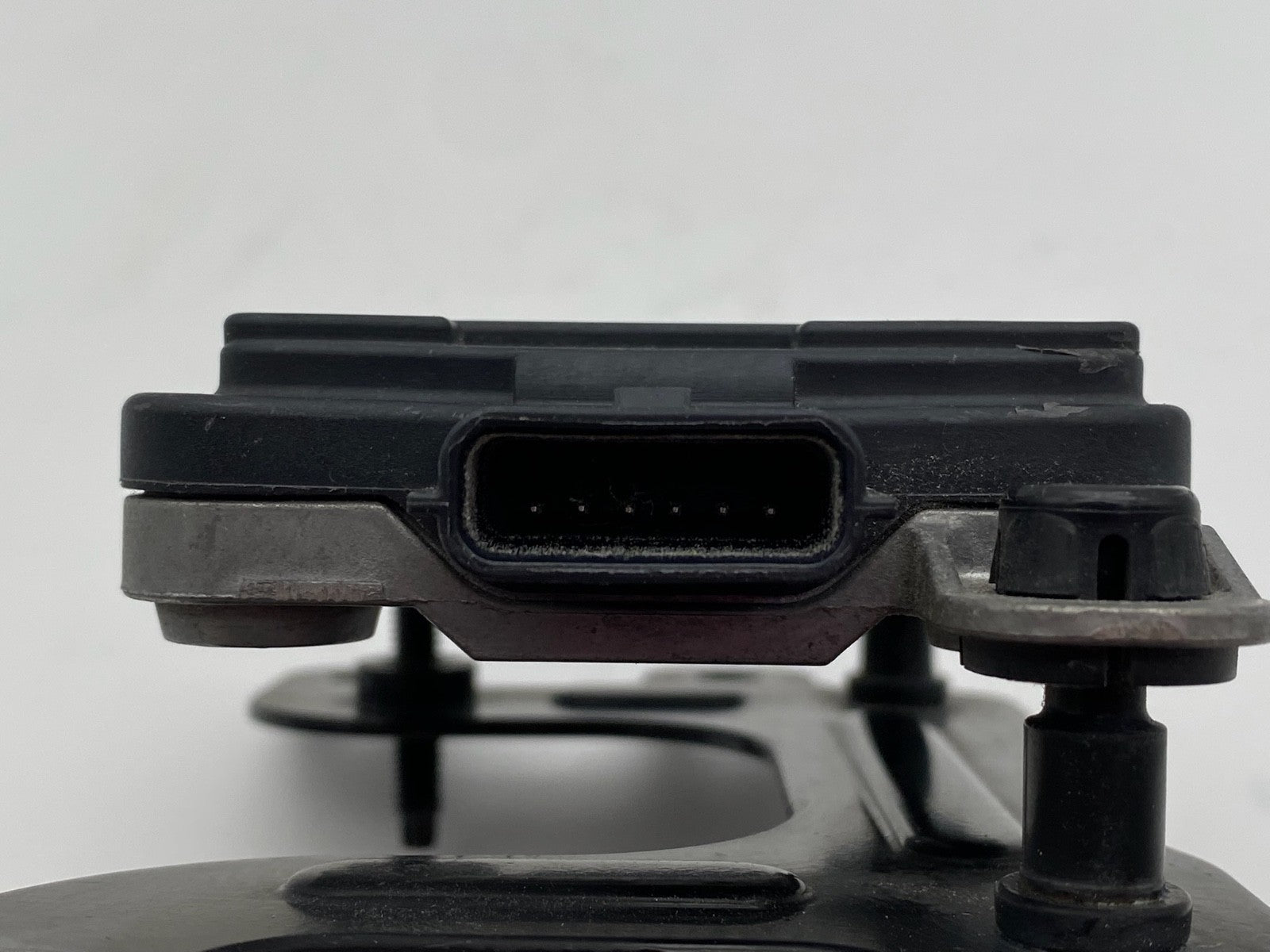 2020 2021 KIA TELLURIDE FRONT RADAR SENSOR W/BRACKET 99110-S9100