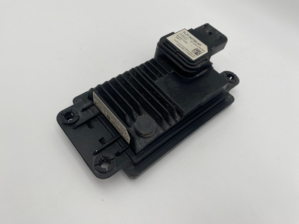 2015 - 2019 FORD F150 ADAPTIVE CRUISE CONTROL DISTANCE SENSOR OEM FL3T-9G768-AH