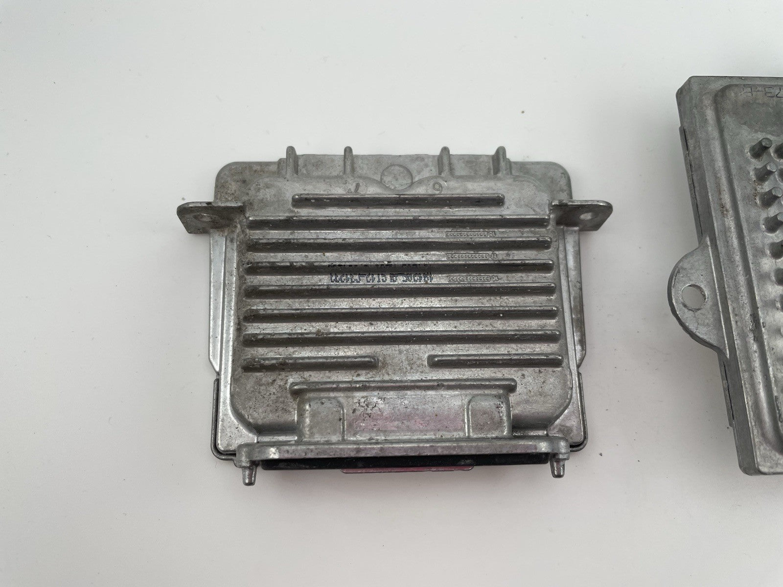 2013-2016 LAND RANGE ROVER VALEO LED HEADLIGHT BALLAST OEM 89089352 L90020945