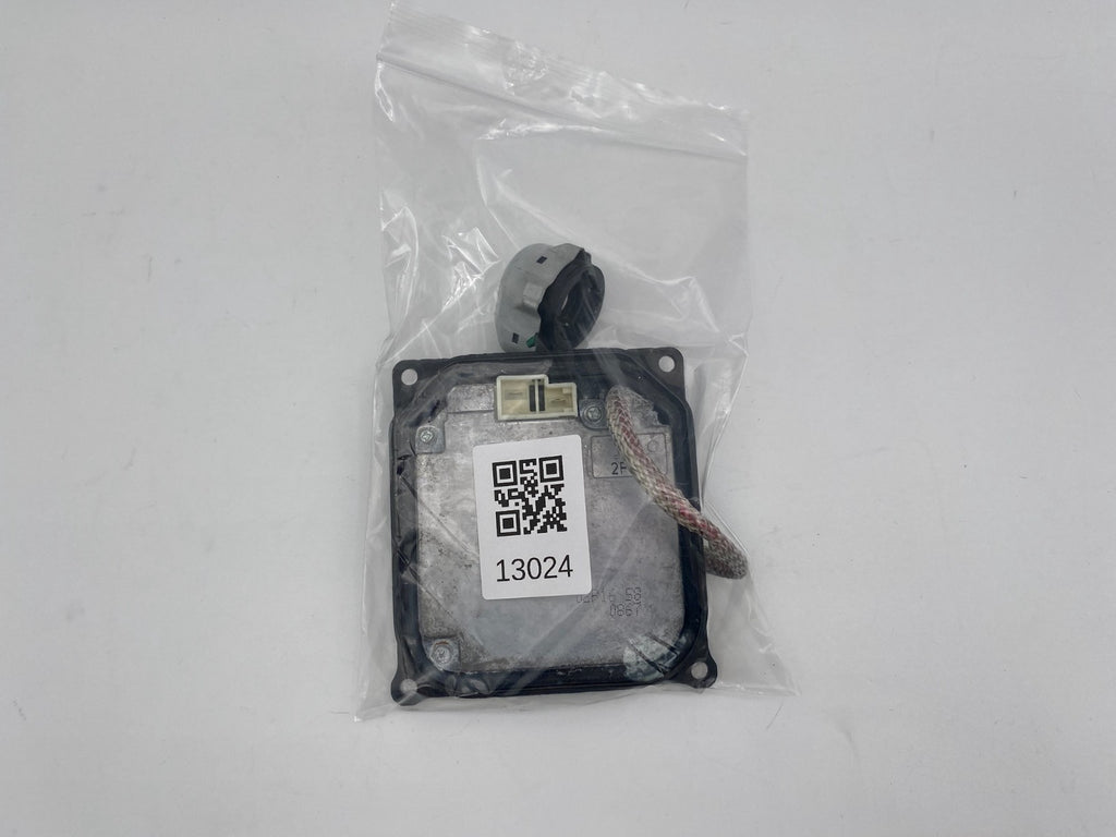 2006-2013 Lexus IS350 HID Headlight Ballast Igniter Control Module 85967-53041