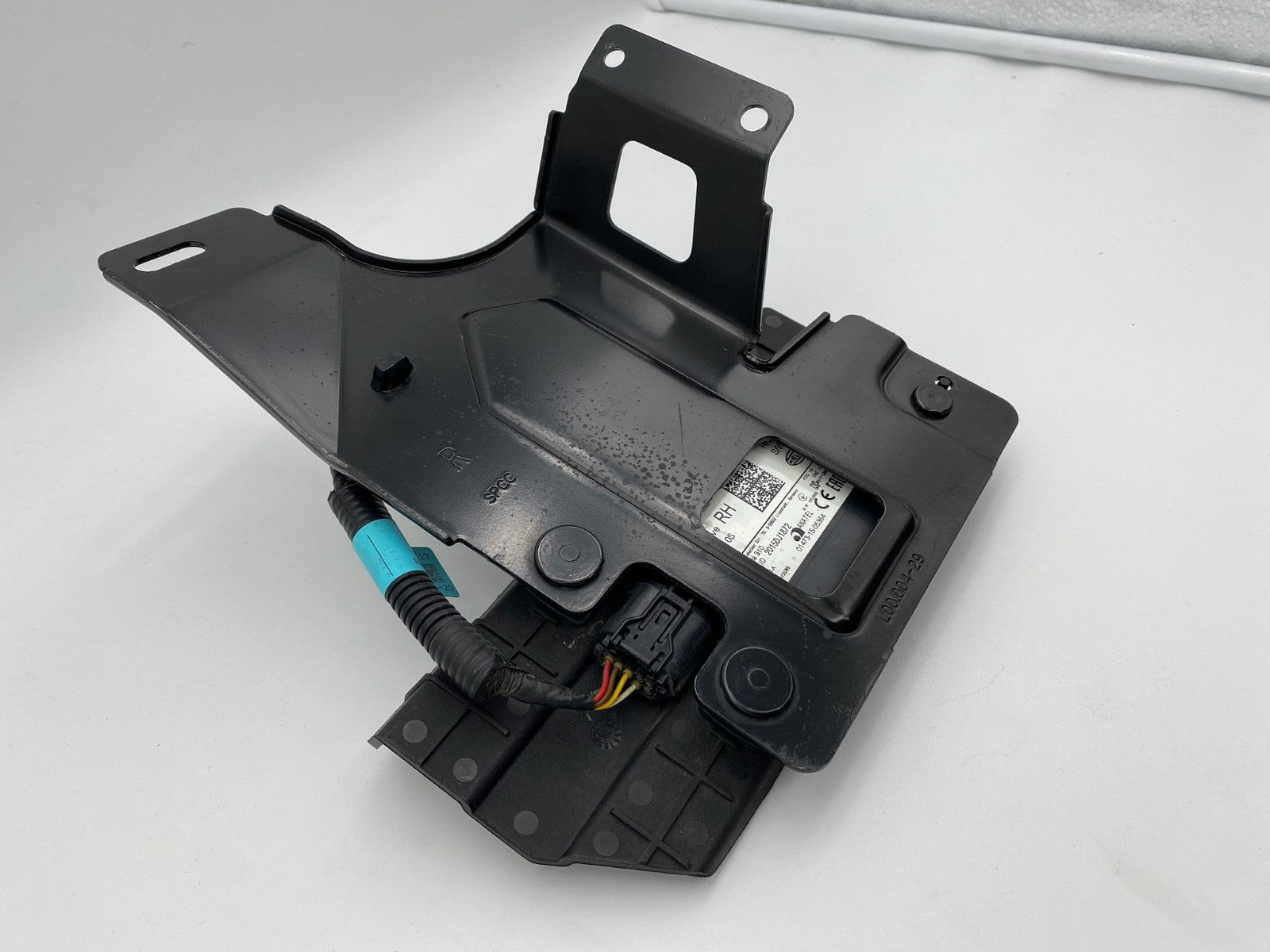 2018-2021 Hyundai Kona Rear Right RH Blind Spot Radar Sensor OEM 95820-J9000