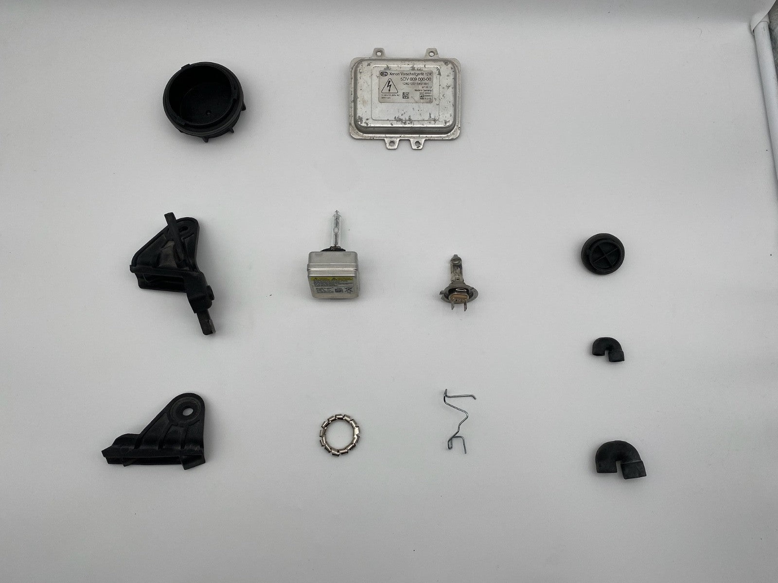 2011-16 Hyundai Equus Driver Xenon Headlight Ballast Control Module Bracket Kit