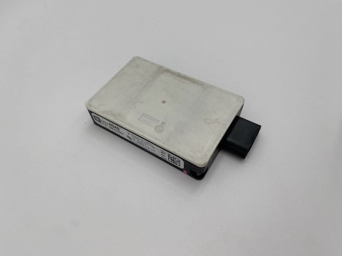 2015-2019 CADILLAC ESCALADE ATS CTS SRX XTS REAR BLIND SPOT MODULE OEM 22834049
