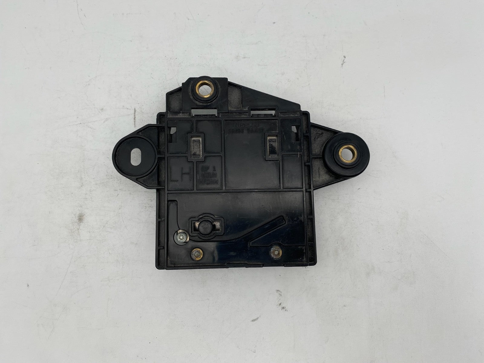 2017 - 2020 NISSAN MURANO LH LEFT DRIVER BLIND SPOT SENSOR MONITOR 284K1-9UC0A