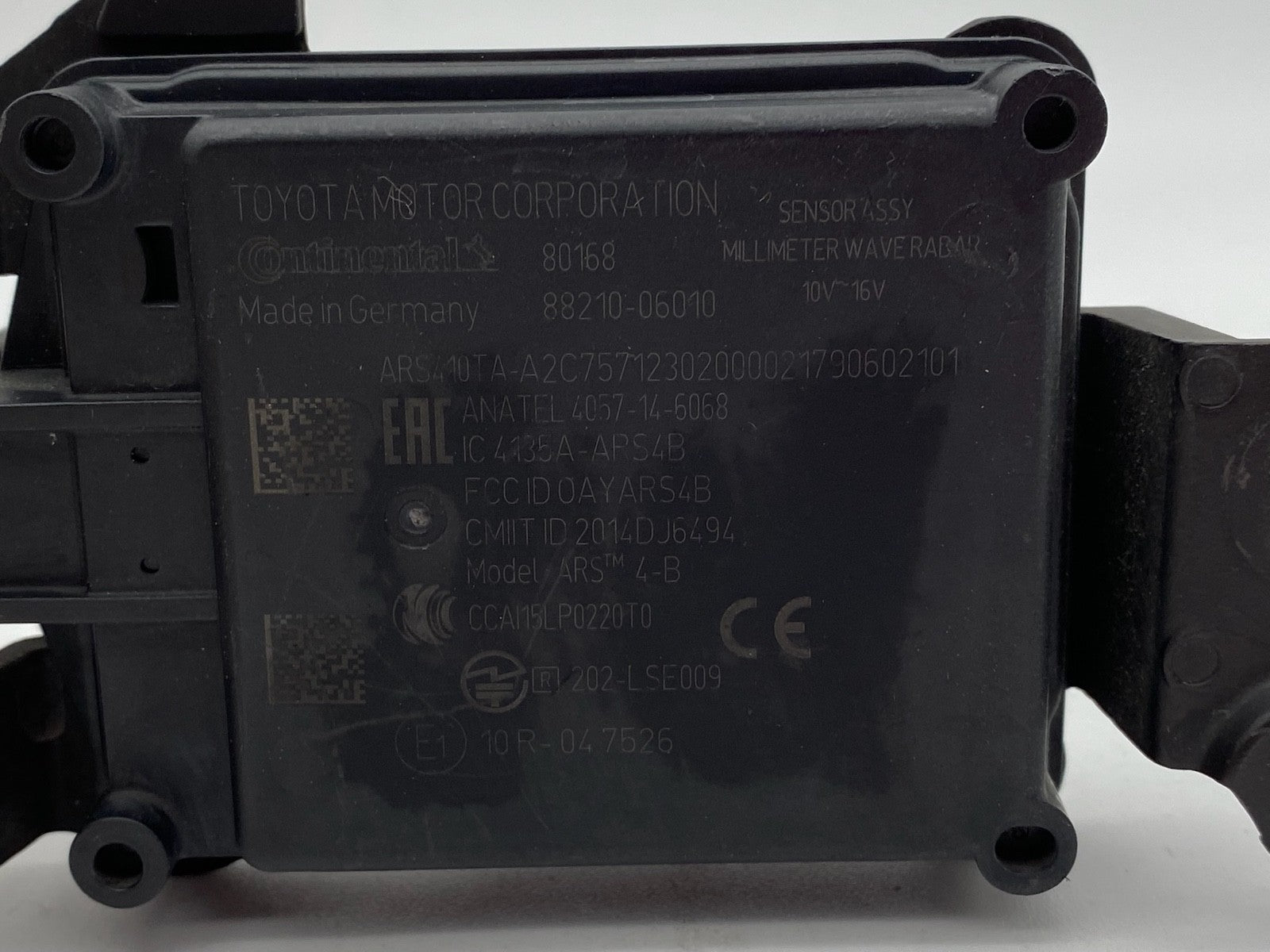 2018-19 TOYOTA CAMRY CRUISE CONTROL DISTANCE SENSOR RADAR MODULE OEM 88210-06010