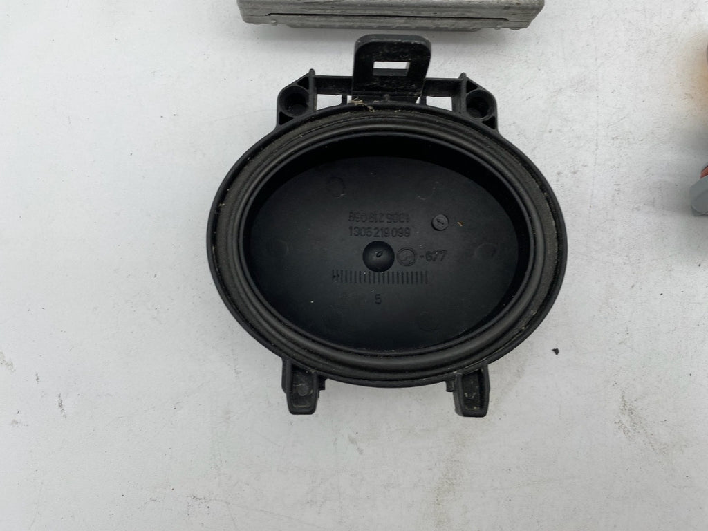 2003-2006 Mercedes W220 S430 S55 AMG HID Xenon Headlight Ballast Control Module