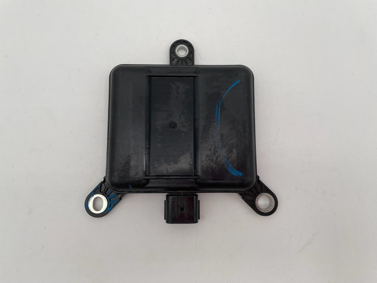 2017-2025 Mazda CX-5 Rear Blind Spot Monitor Alert Radar Sensor OEM KB8C-67Y30L