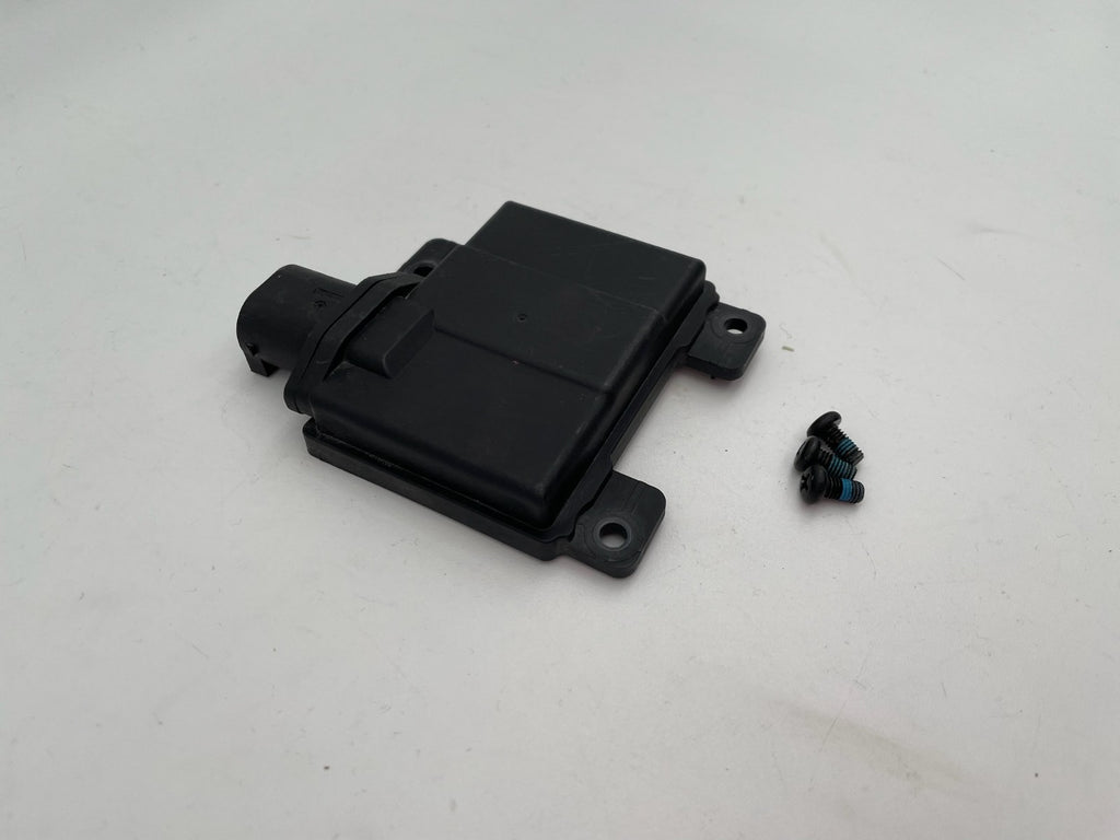 2021-2023 HYUNDAI ELANTRA REAR PASSENGER SIDE BLIND SPOT RADAR SENSOR 99150AA020