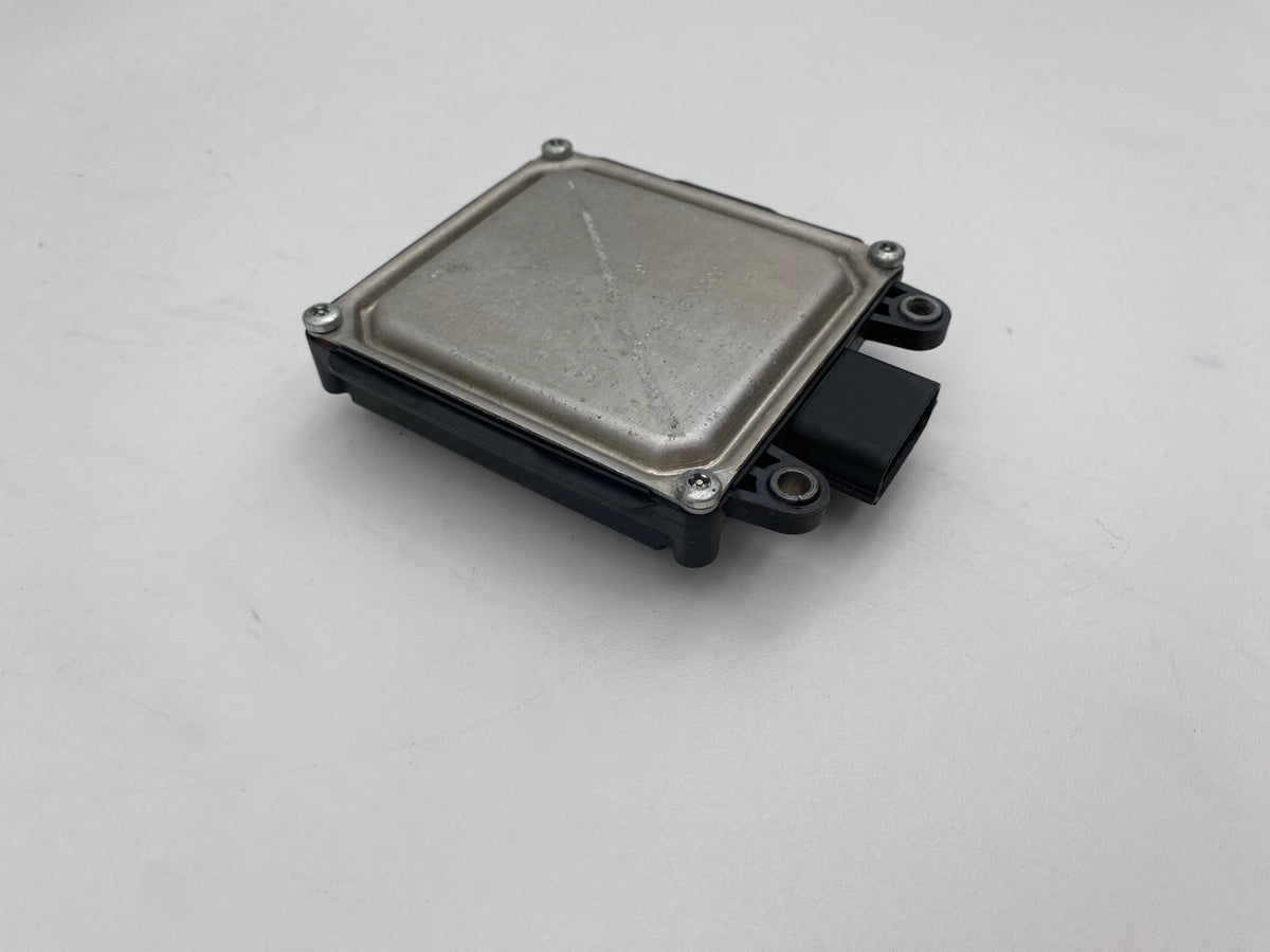 2016 -2020 JEEP GRAND CHEROKEE REAR RIGHT BLIND SPOT RADAR SENSOR OEM 68418245AB