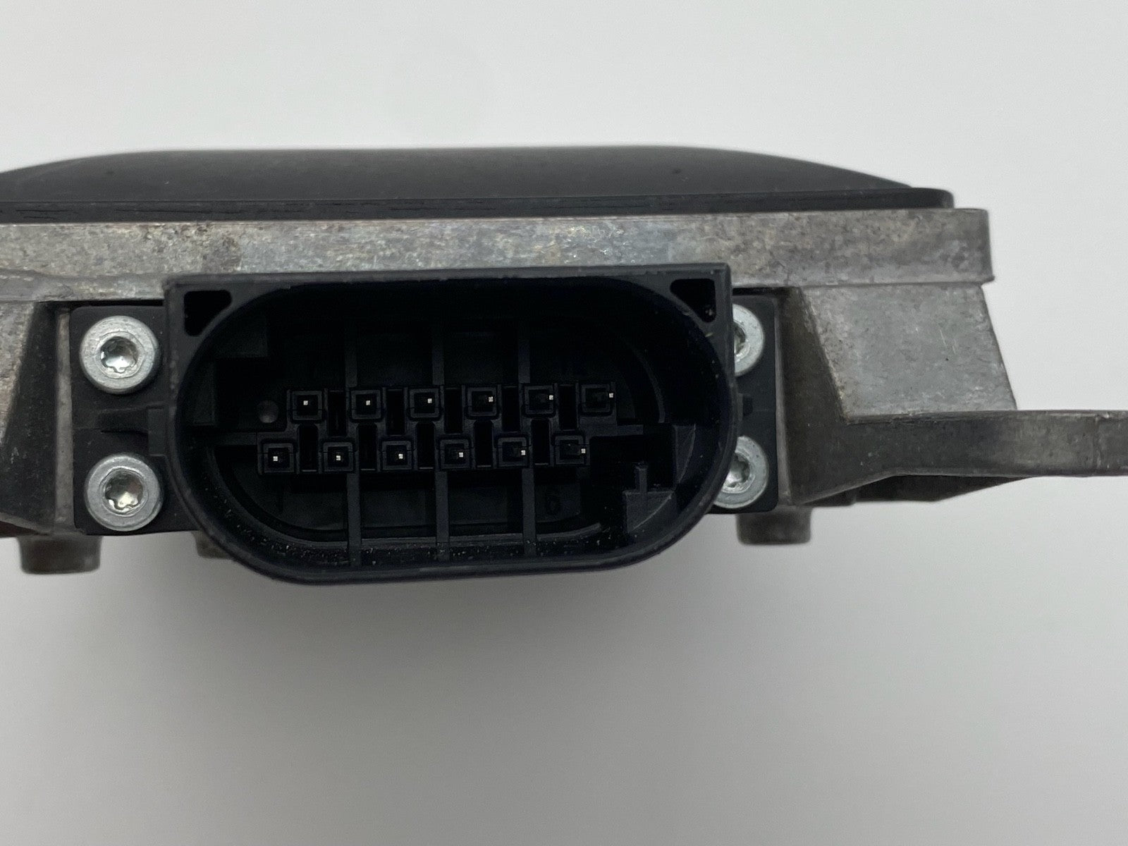 2012-2017 AUDI A4 S4 A5 S5 Q5 Rear Blind Spot Radar Sensor Module 8T0 907 568B