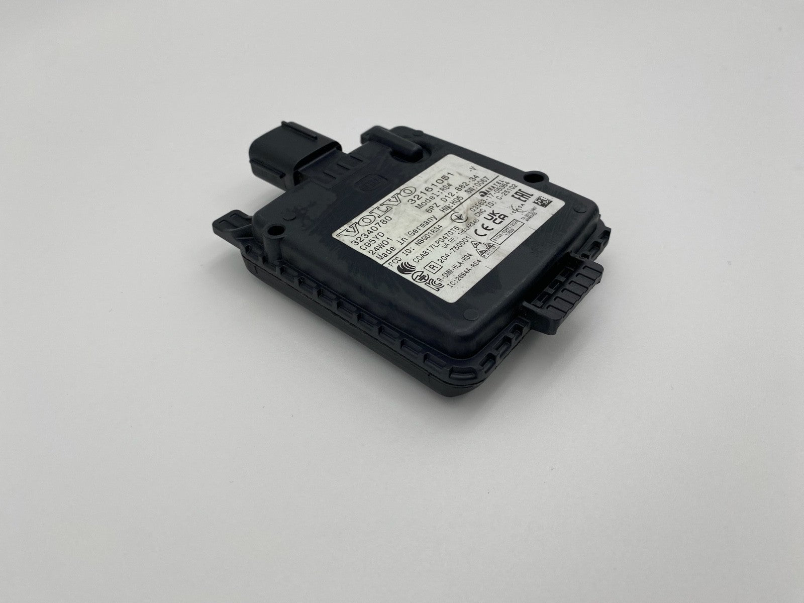 2018 - 2025 VOLVO XC60 REAR LEFT OR RIGHT BLIND SPOT RADAR MODULE OEM 32340780