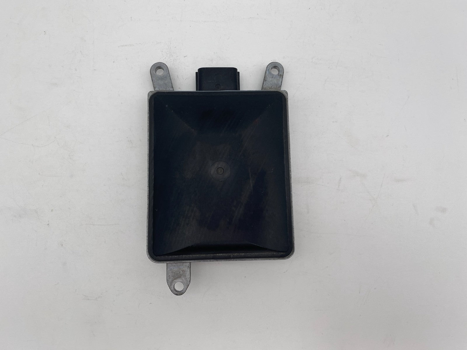 2014-2016 CHEVROLET MALIBU PASSENGER RIGHT REAR BLIND SPOT MODULE 23173664 OEM