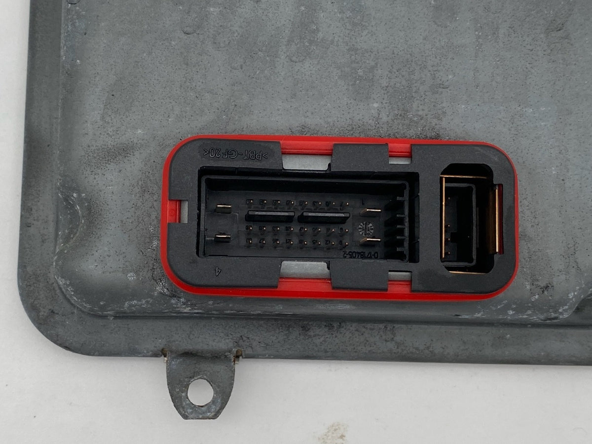 2009-2012 VW Passat CC Xenon Headlight Ballast Control Module Unit 1K0 941 329