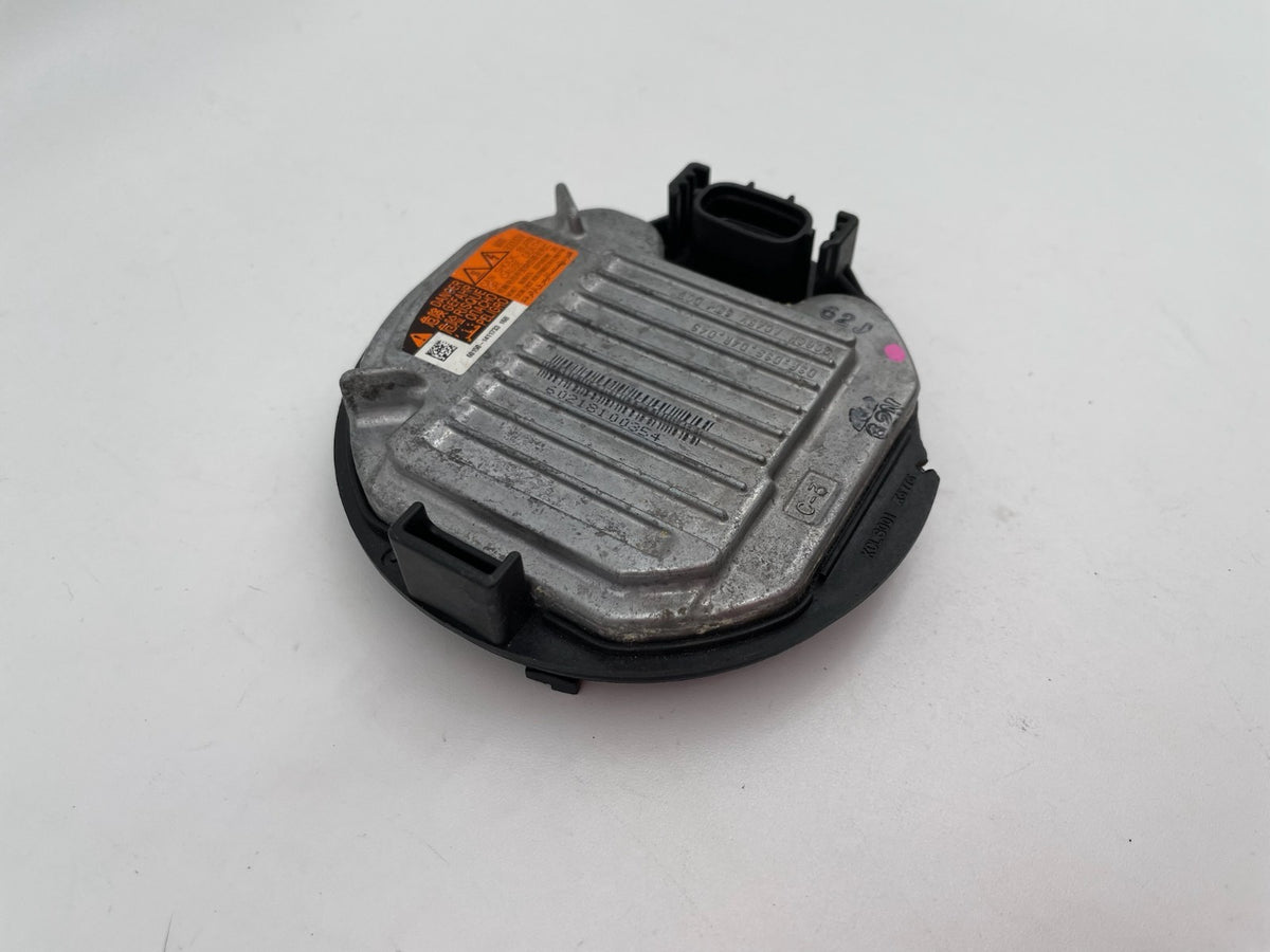 2015 2016 2017 Subaru Outback Xenon HID Headlight Ballast Igniter Control Module