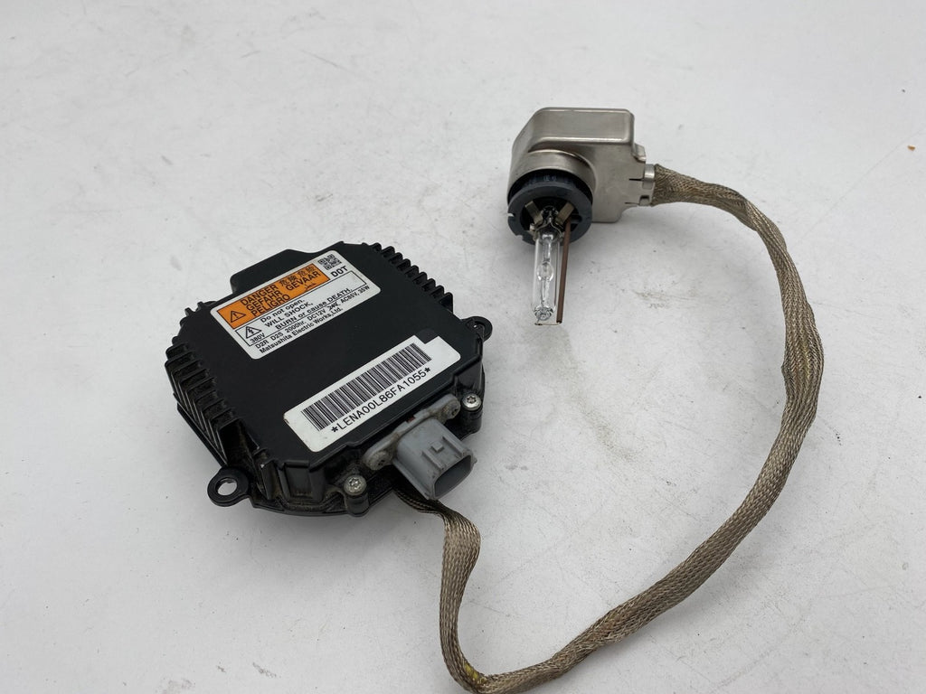 2007-2009 Infiniti G35 HID Xenon Headlight Ballast Control Module w/ Bulb OEM
