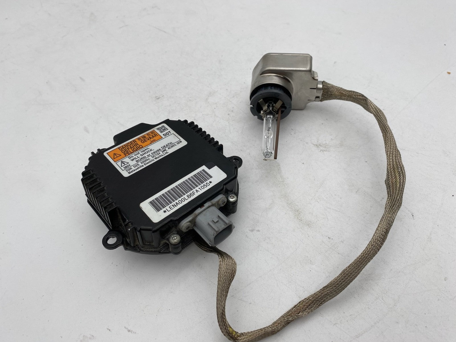 2007-2009 Infiniti G35 HID Xenon Headlight Ballast Control Module w/ Bulb OEM