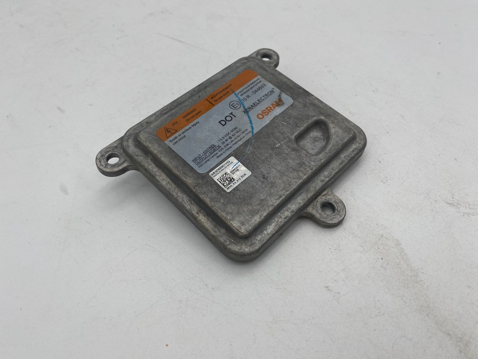 2017-2021 Dodge Charger HID Xenon Headlight Ballast Control Module 10R-044663