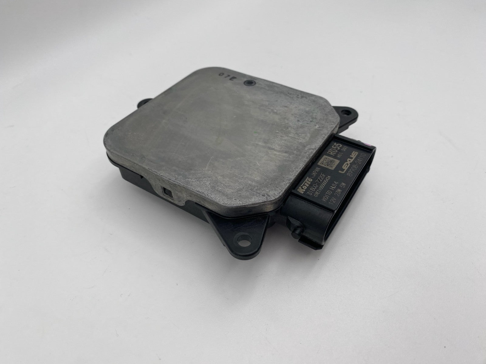 2019-2024 LEXUS RC300 RC350 Passenger LED Headlight Ballast Module 89908-24110
