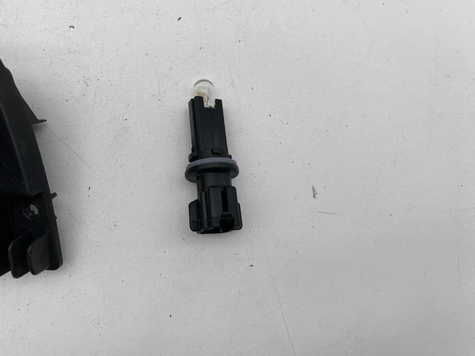 19-23 Nissan Rogue Sport SL Front Passenger Headlight DRL Ballast Control Module