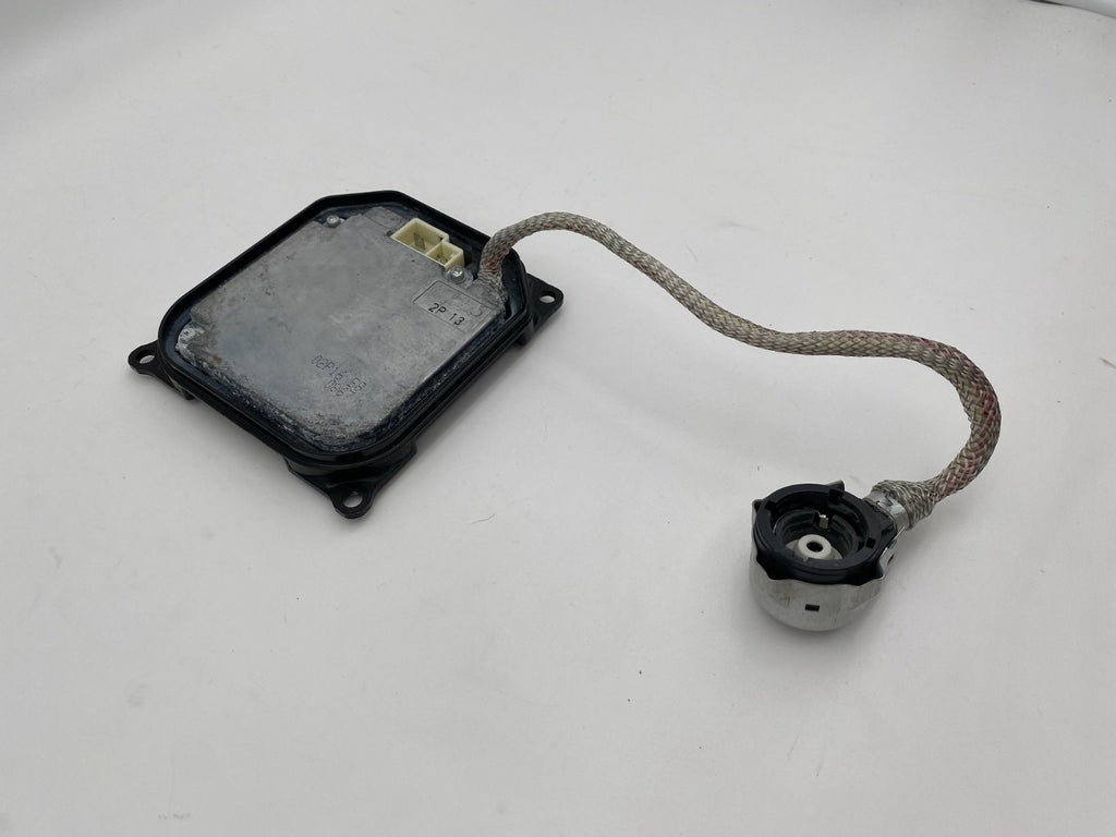 2006-2013 Lexus IS350 HID Headlight Ballast Igniter Control Module 85967-53041