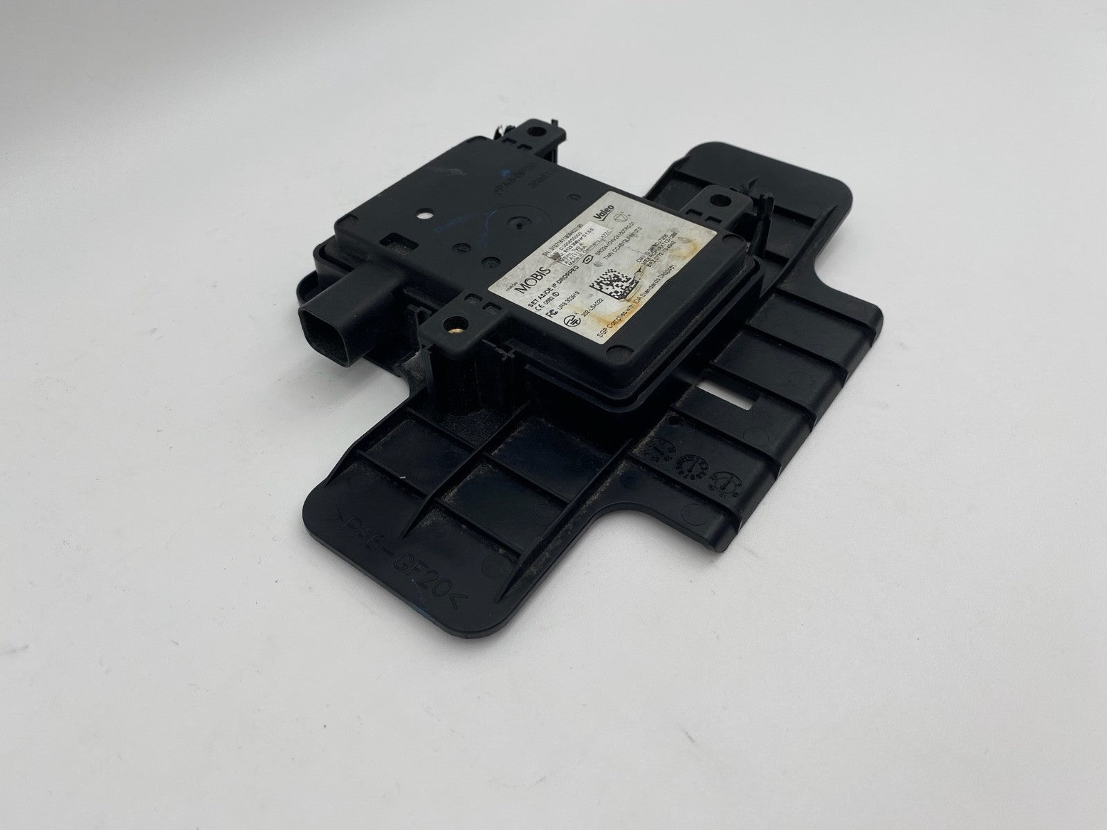 2019-2020 Hyundai Tucson Passenger Rear Blind Spot Radar Sensor RH 95820-D3500