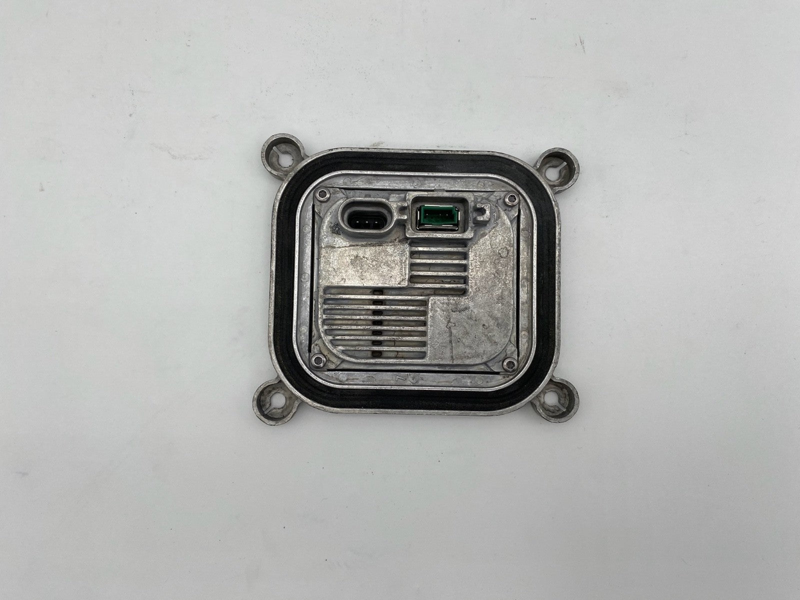 2018-2021 Chevy Traverse Xenon HID Headlight Ballast Control Module 10R-044663