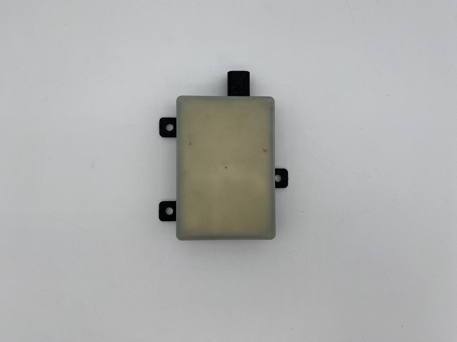 2018-2020 Jaguar F-Pace Rear Right Blind Spot Radar Sensor Module JX63-14F152-AD