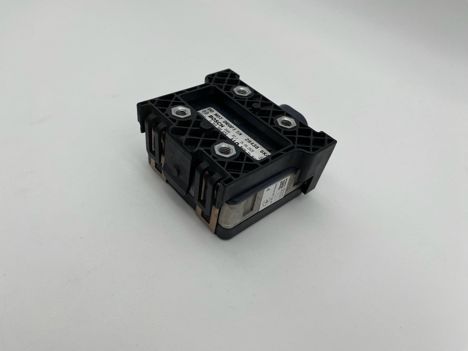 2017-2020 Nissan Pathfinder Cruise Distance Radar Sensor Module OEM 28438-6KA0A