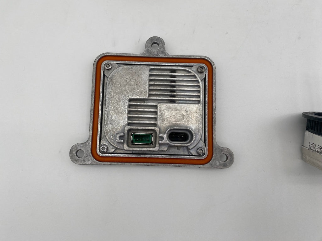 2015-19 Land Rover DIscovery Sport LH Headlight Ballast Bulb Cap Set 10R-044663