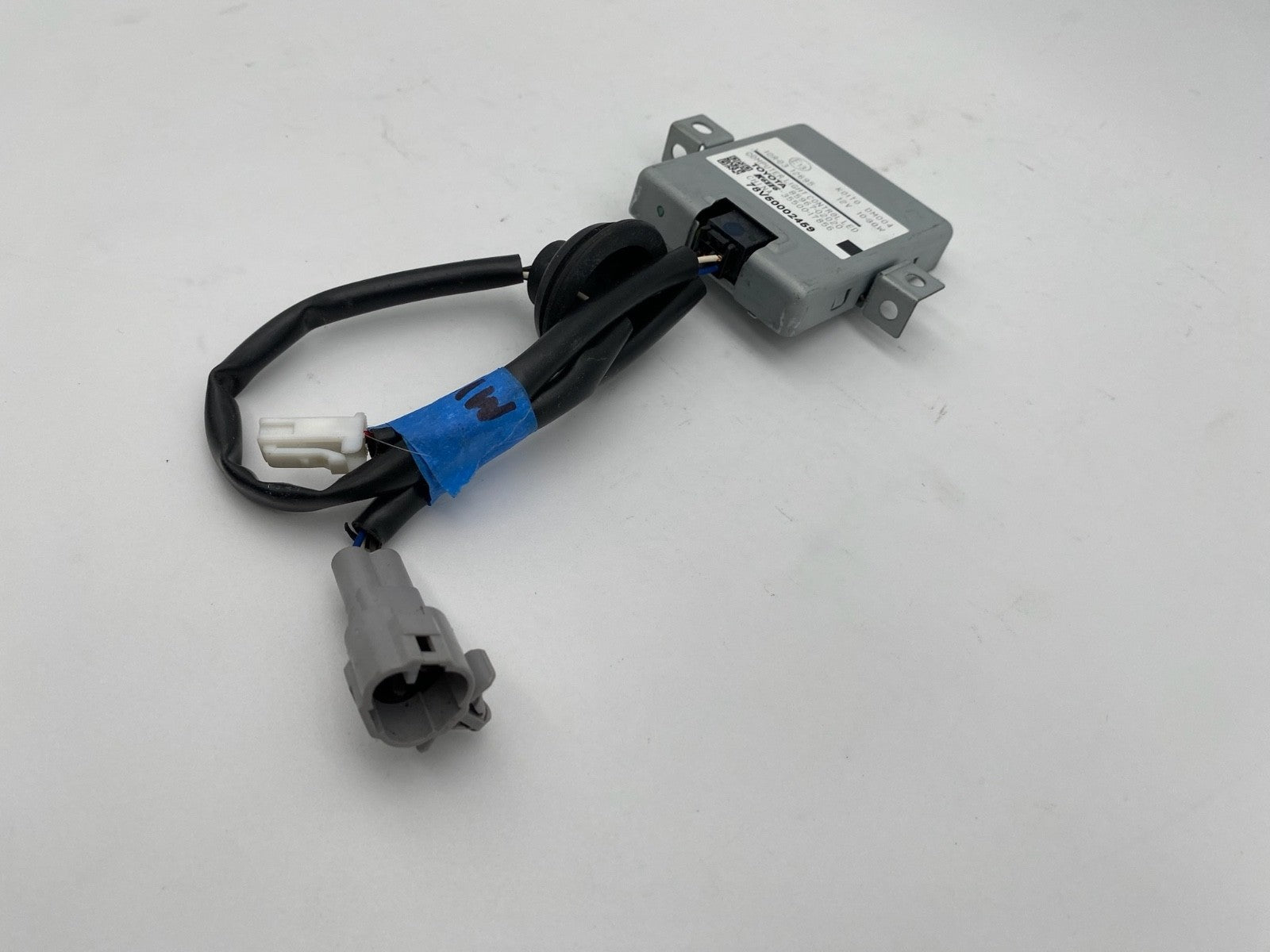2014 2019 Toyota Corolla LED Headlight Ballast Module Wiring OEM 85967-02020