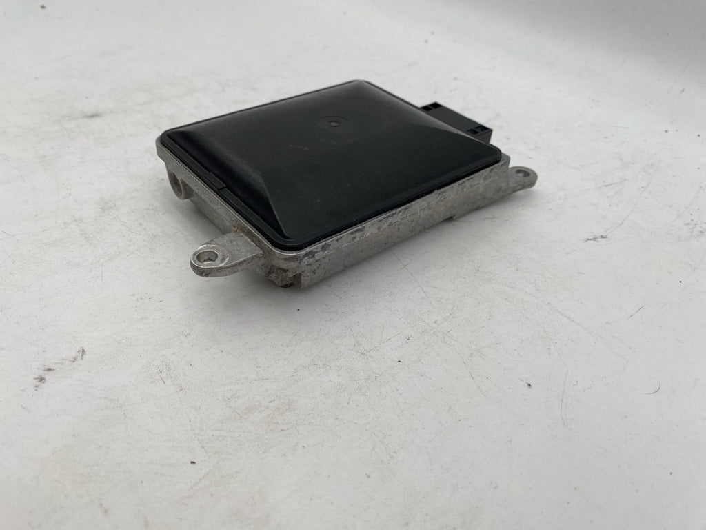 2015-2018 KIA SORENTO  BLIND SPOT MONITOR SENSOR RIGHT RH MODULE OEM 95821-C6000