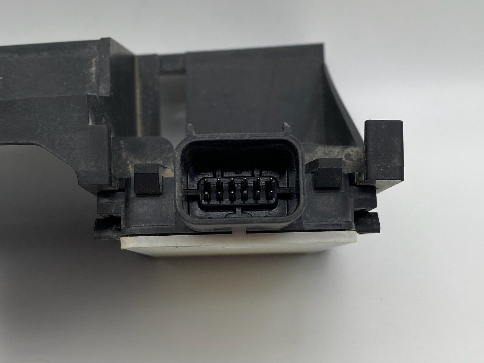 2023-2025 Kia Sportage Driver Rear Blind Spot Radar Sensor LH OEM 99140-P2100