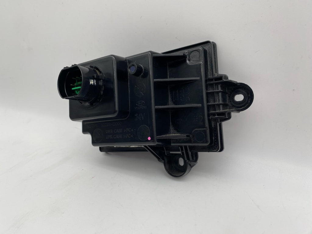 2022 2023 2024 HYUNDAI IONIQ 5 FRONT LAMP CONTROL DRIVER MODULE OEM 922B9-GI000