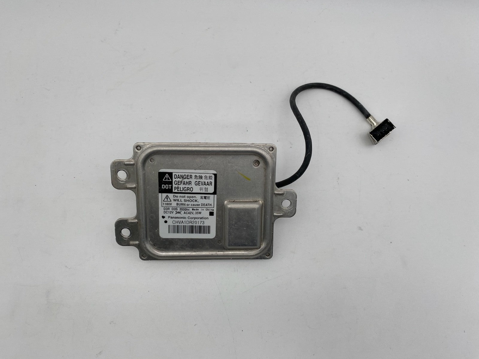 2015-2020 Dodge Challenger Headlight Xenon HID Ballast & Wire OEM CHVA1DR20173