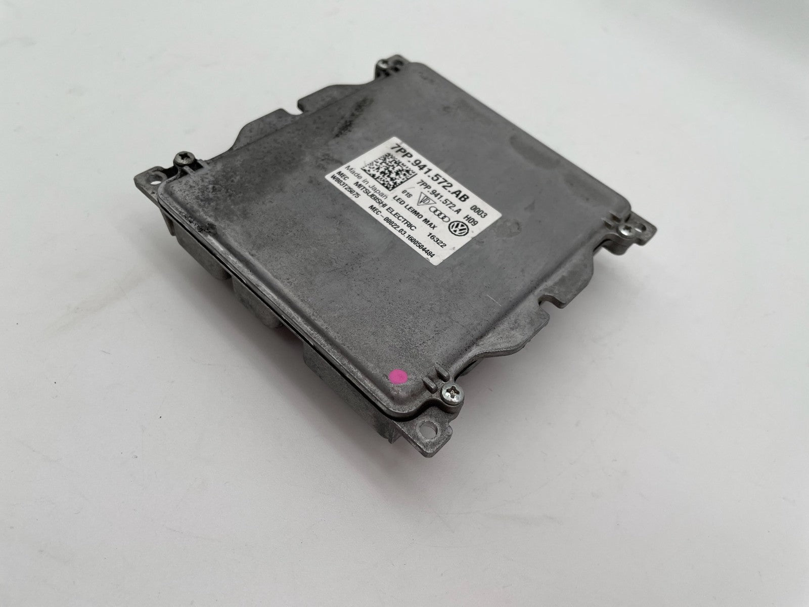 2017-2019 AUDI A4 S4 Q7 VW LED HEADLIGHT BALLAST CONTROL MODULE 7PP 841 572 AB